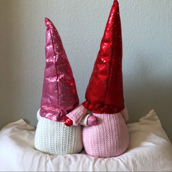 VALENTINES DAY Sequins Gnome Set Banner Plush - Picture 2 of 2